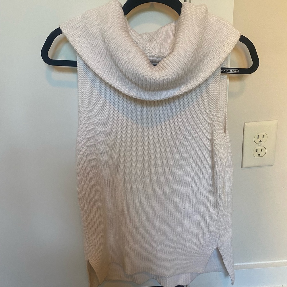Lou & Grey Sleeveless Turtleneck Sweater